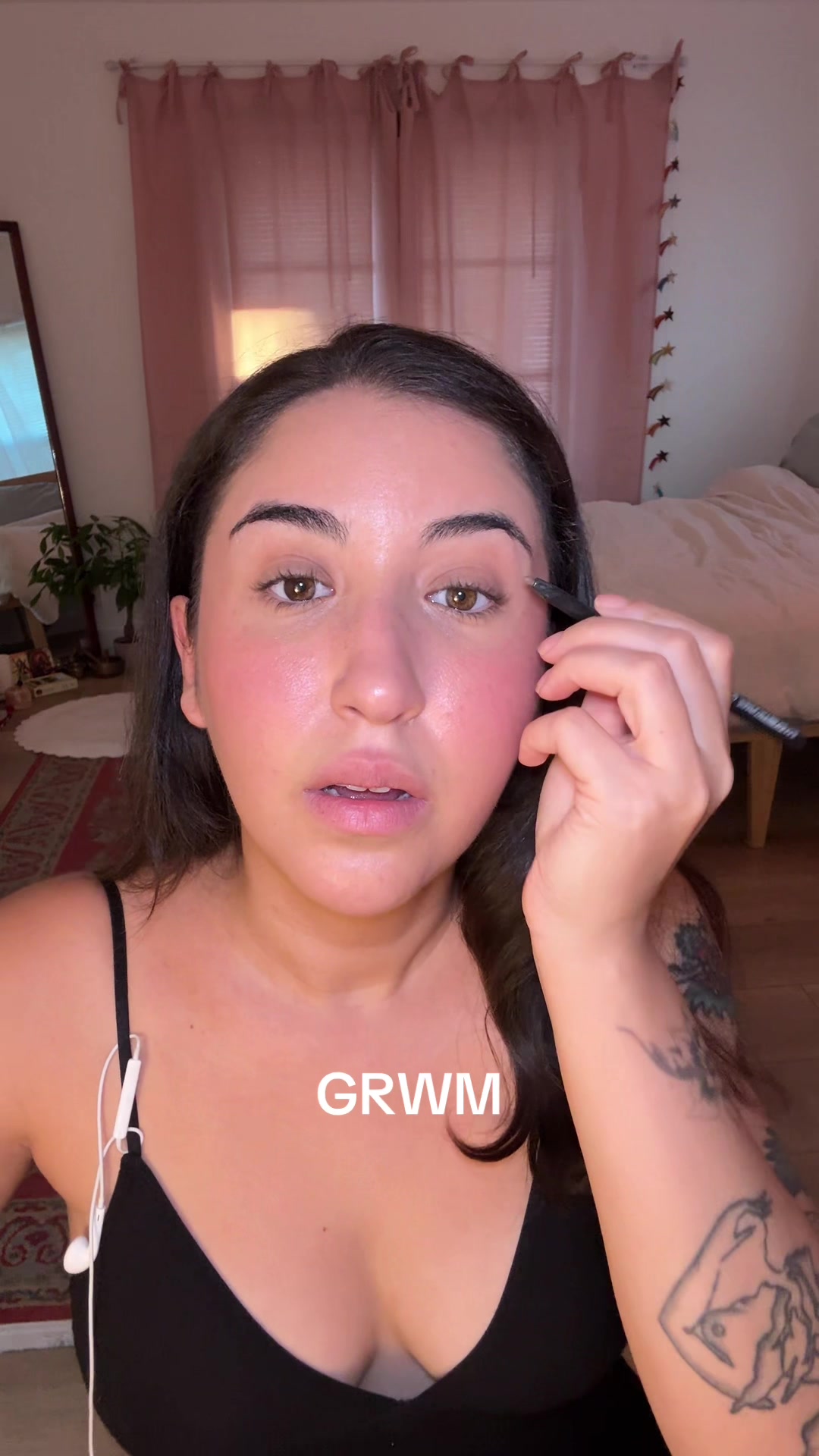 @nicoshea_