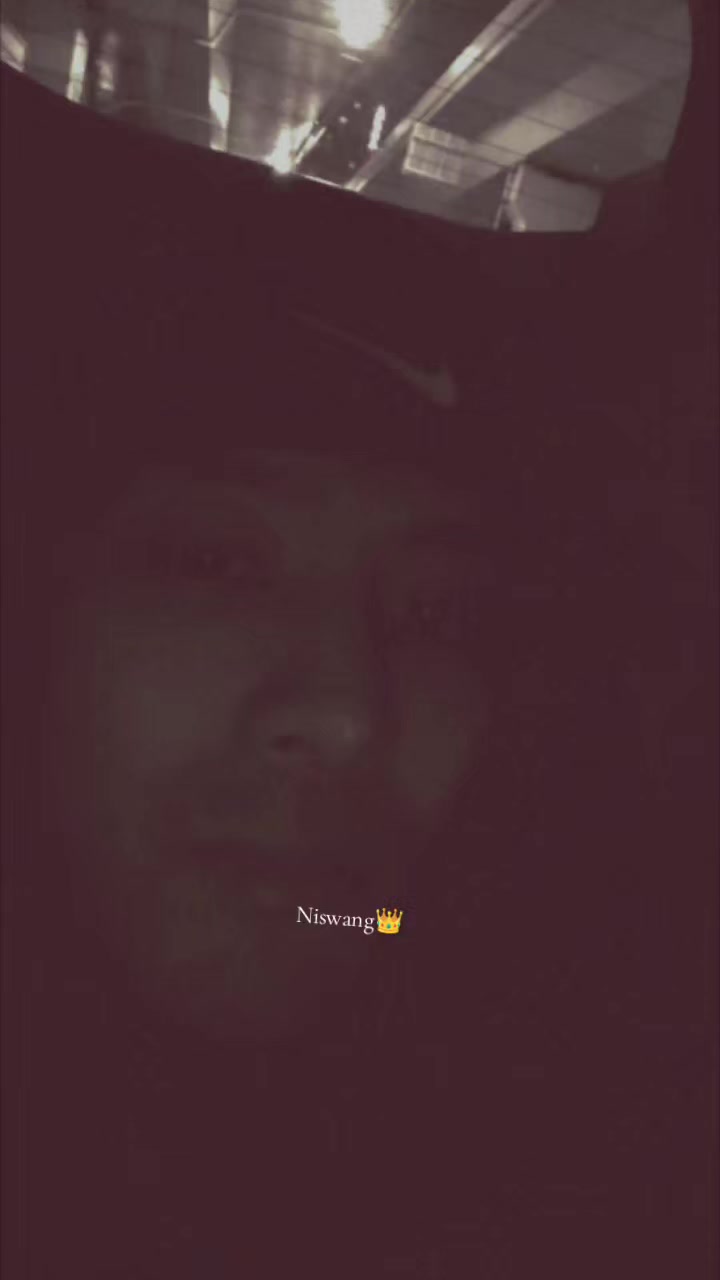 @🐶🐺Aniswang7_26👑💚