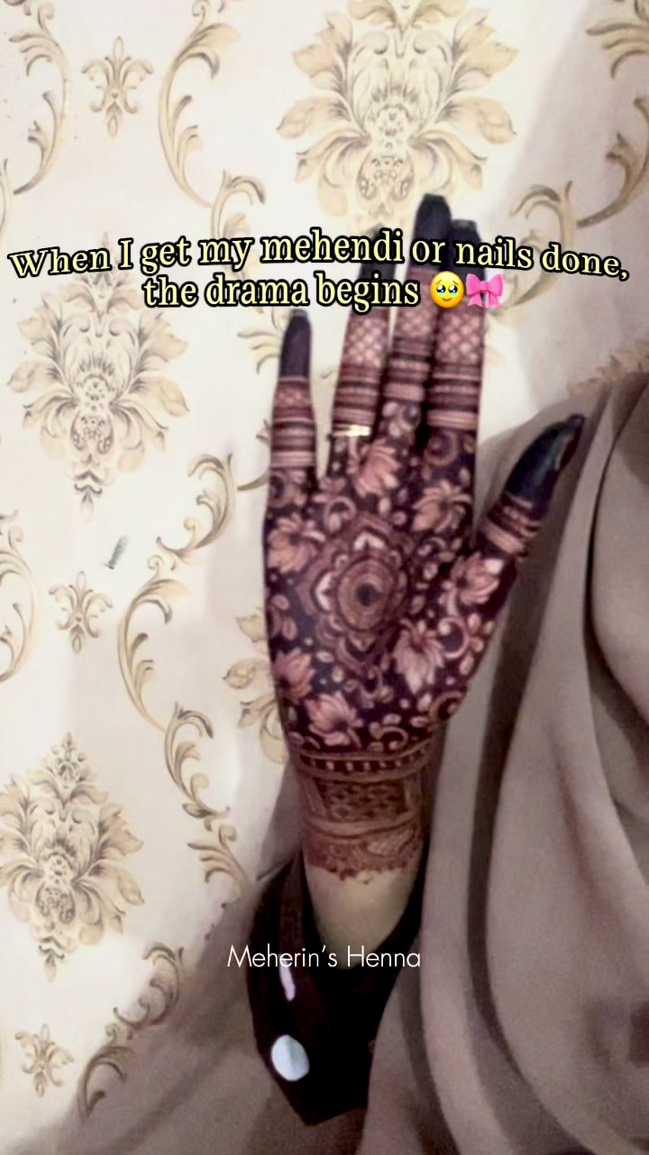@Meherin's Henna