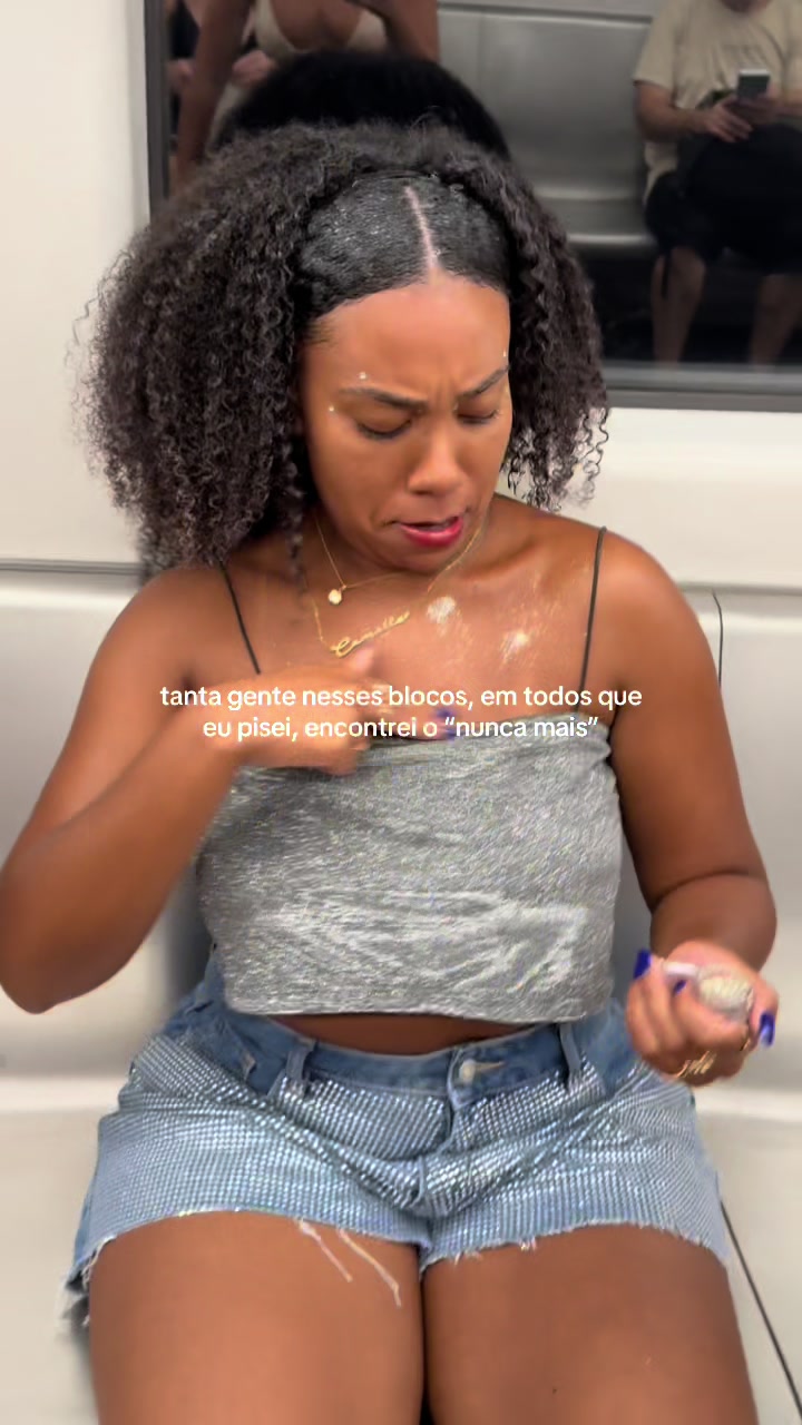 @Camille Andrade