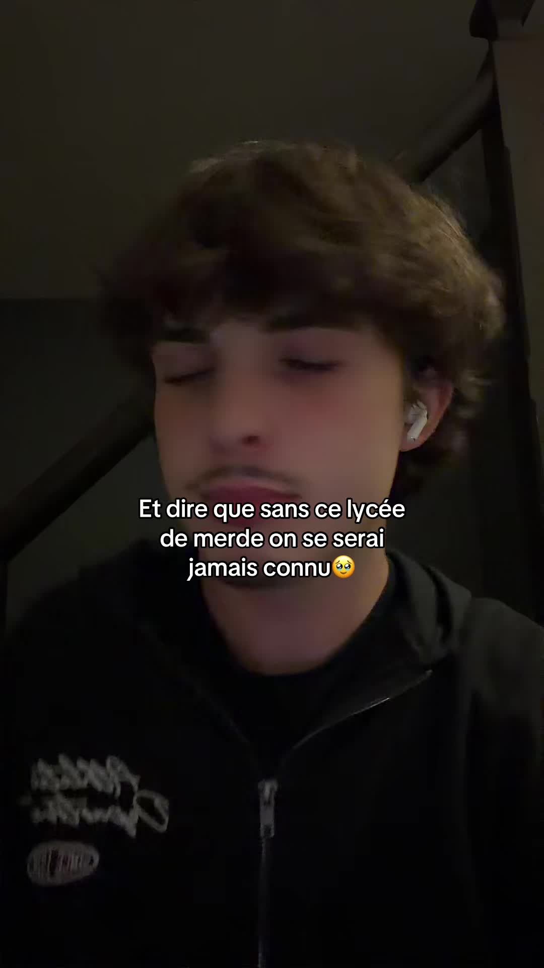 @𝑭'
