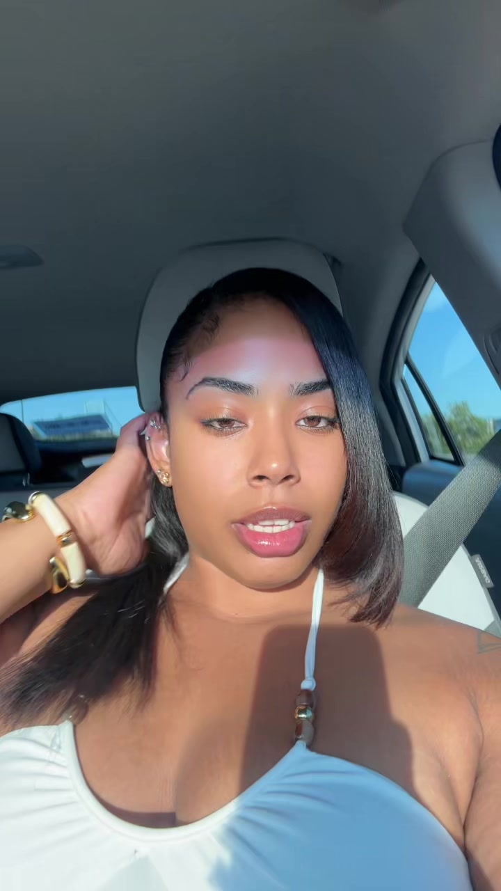 @Ambarix🌸