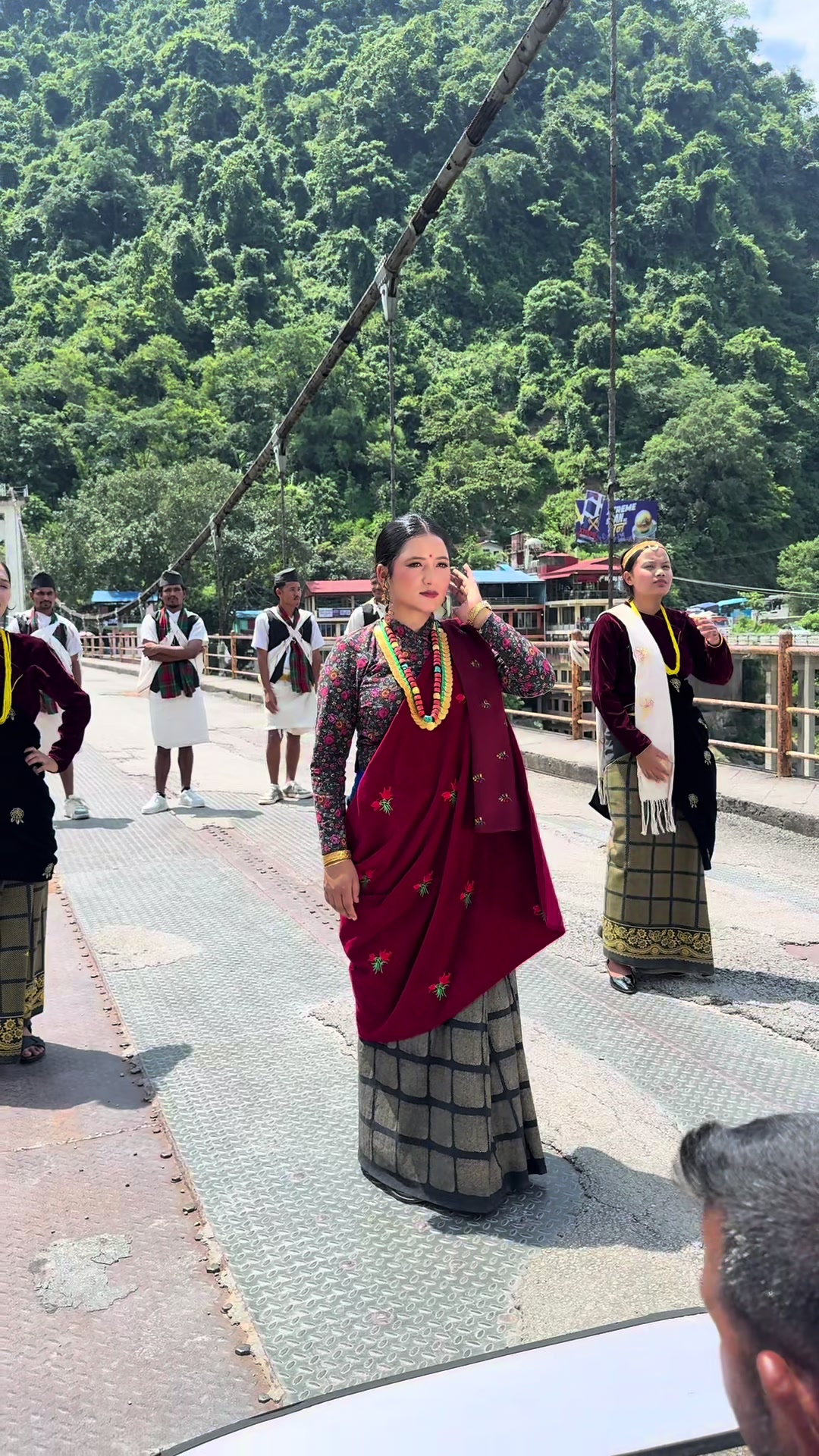 @Juna gurung ✨