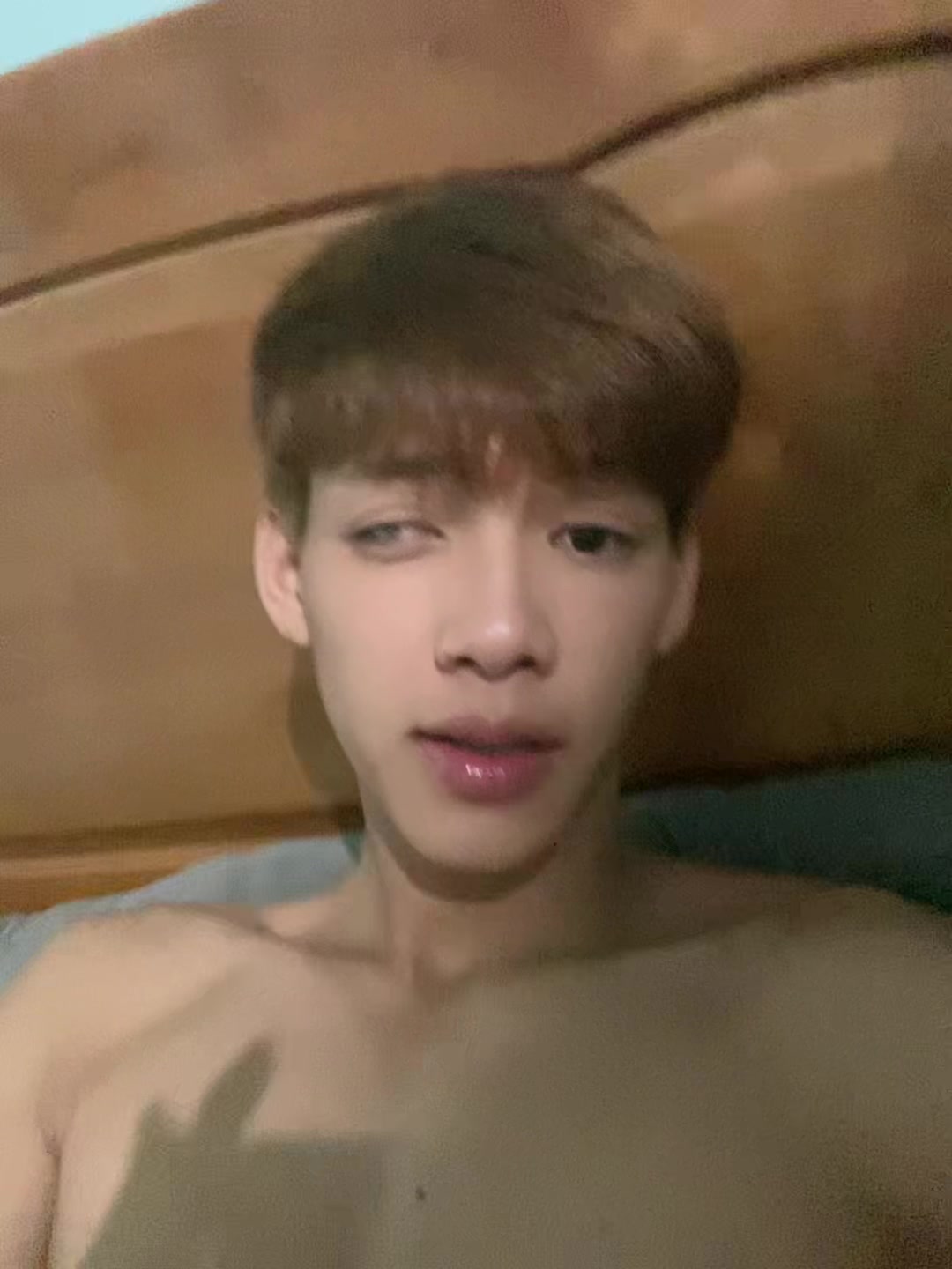 @Ng Ho&agrave;ng D. Bảo.