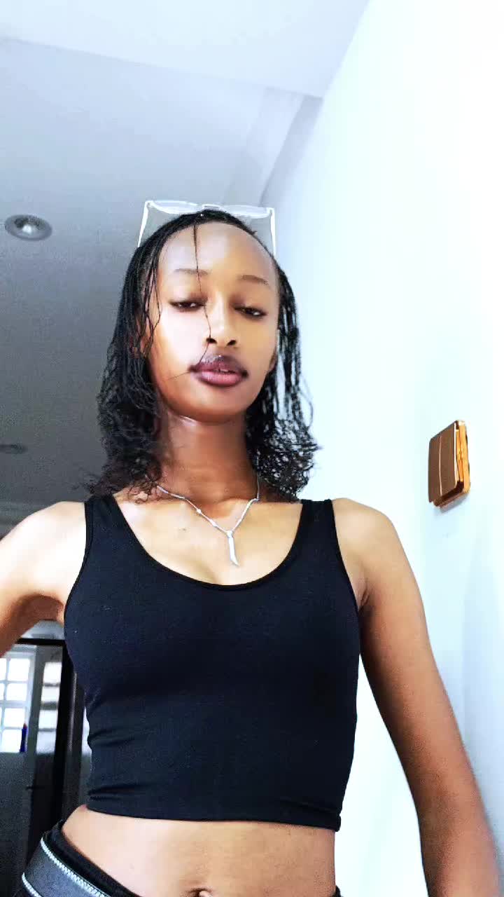 @I'm just a girl๐๐