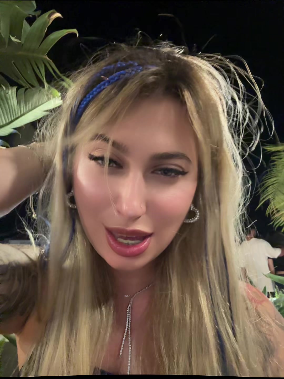 @Sovenok_