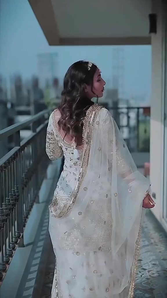 @Hina Khan 💎