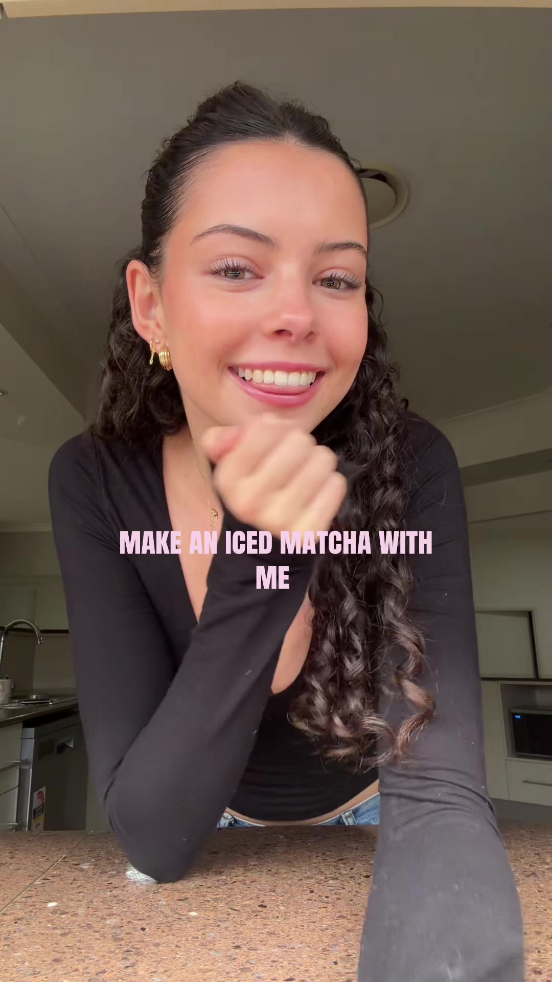@Ava