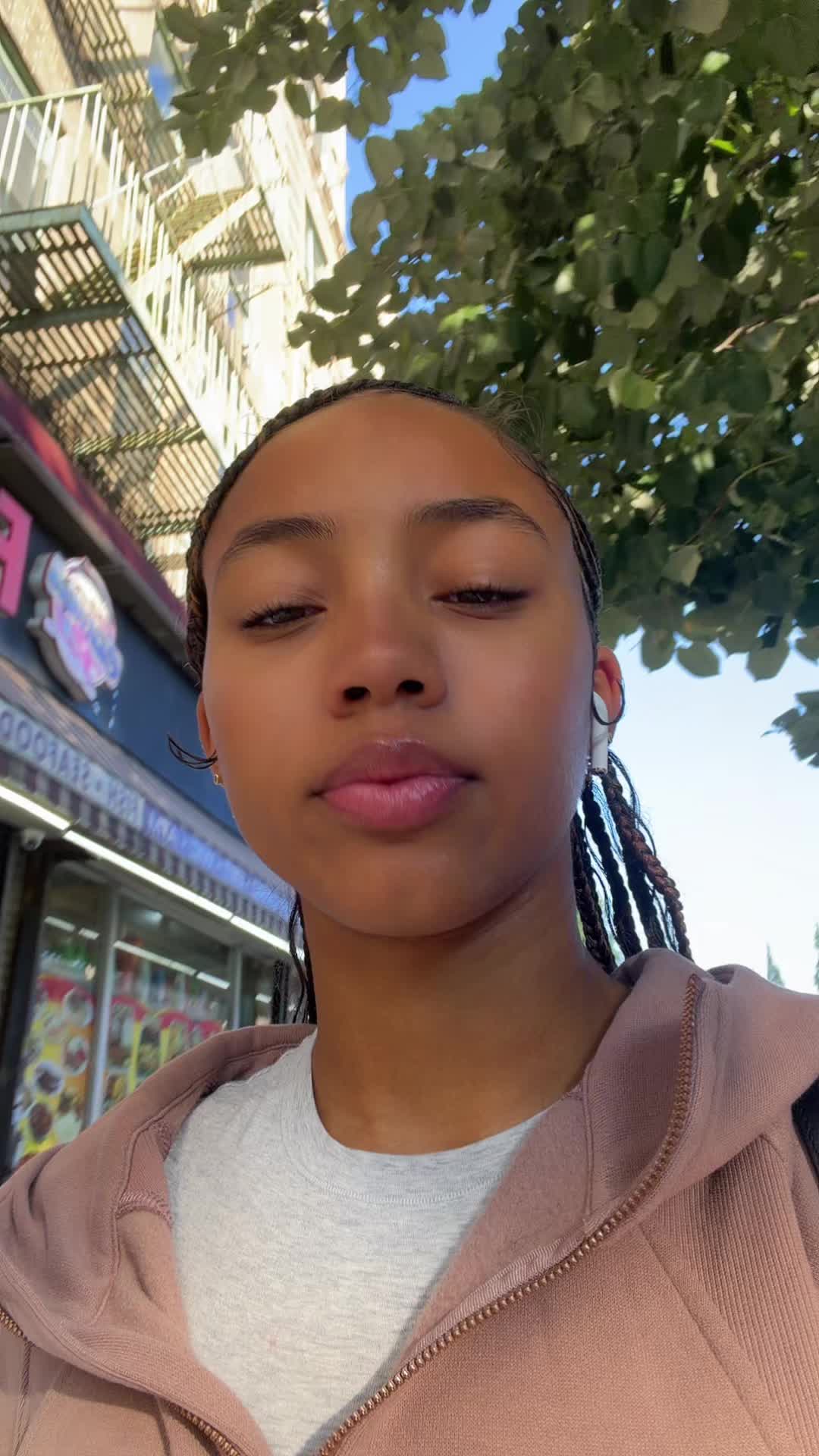 @jalieelenaa ❦