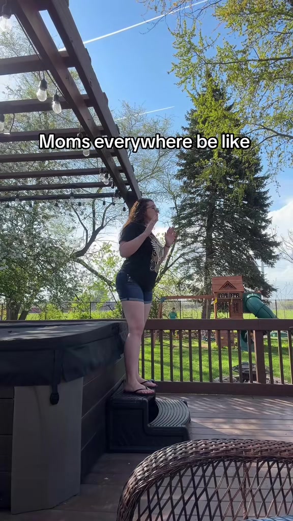 @momma_of05