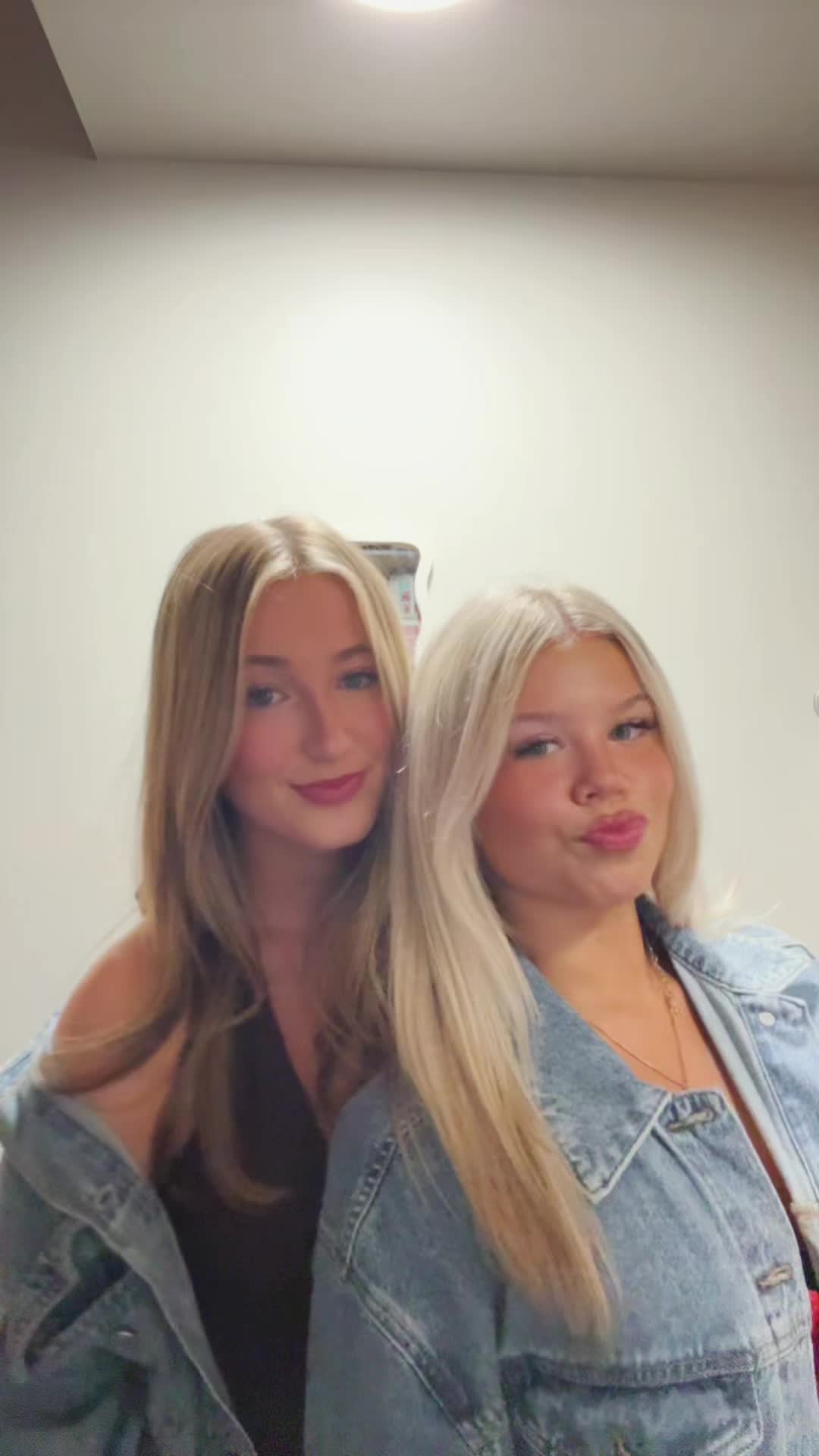 @Ella