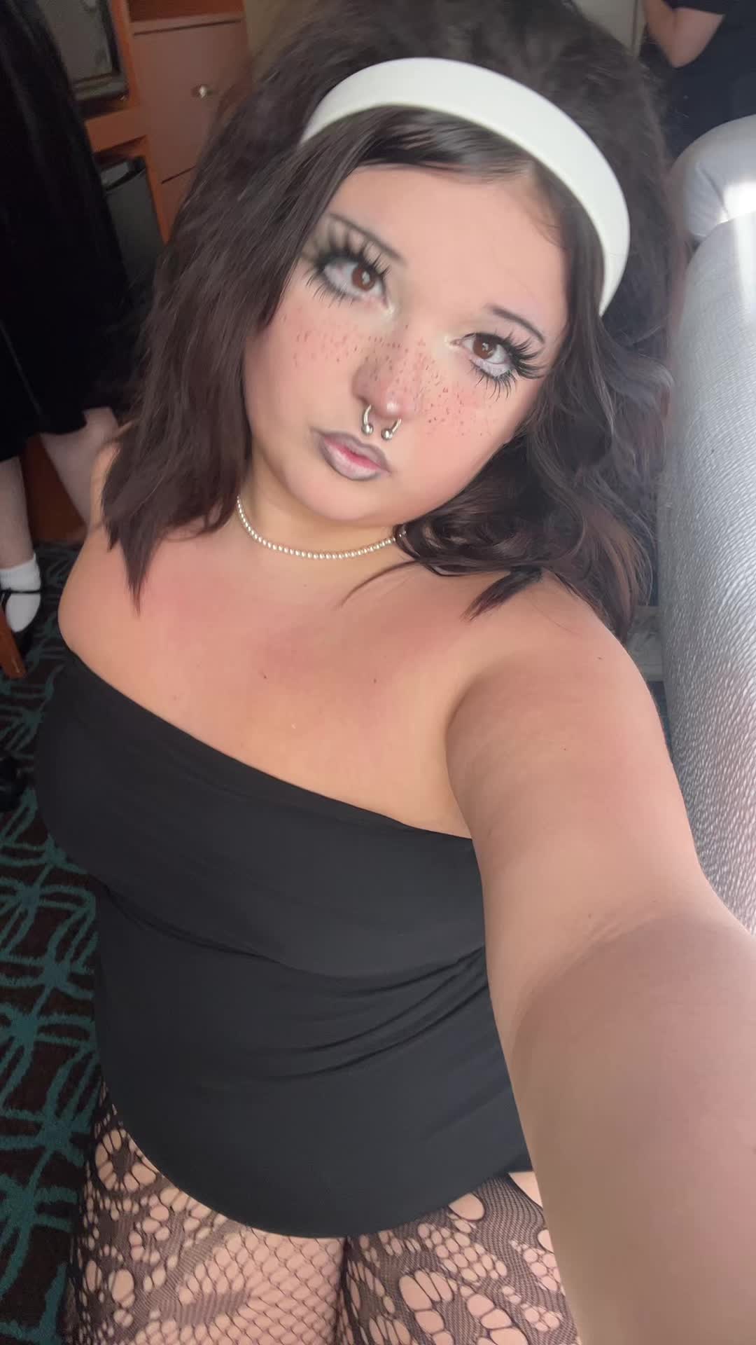 @𝒮𝒶𝒹𝒾𝑒 🎀