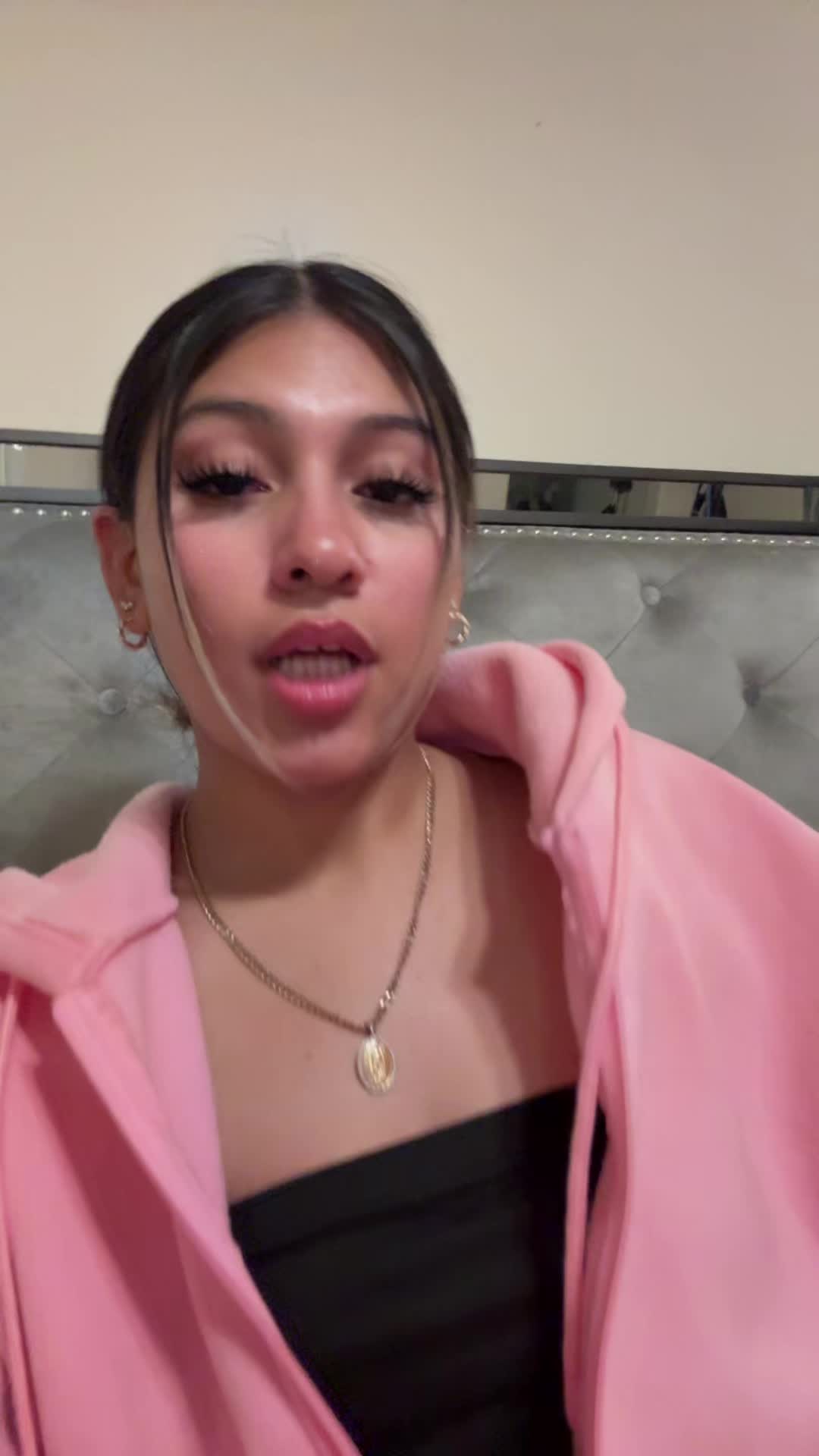 @Ayelyg