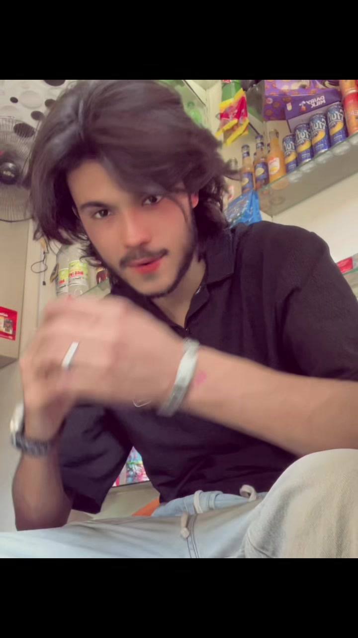@S H A Y A N🚩