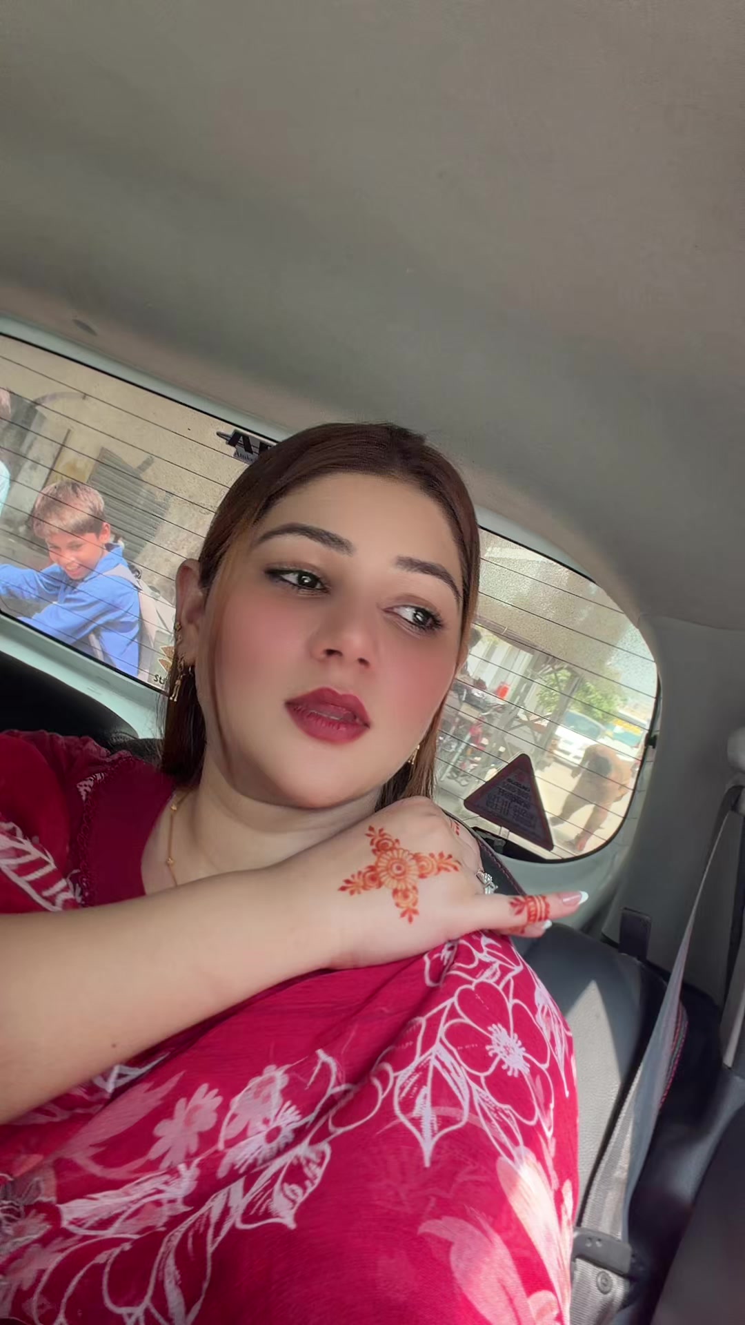 @عاشی&ensp;عظیم🦋