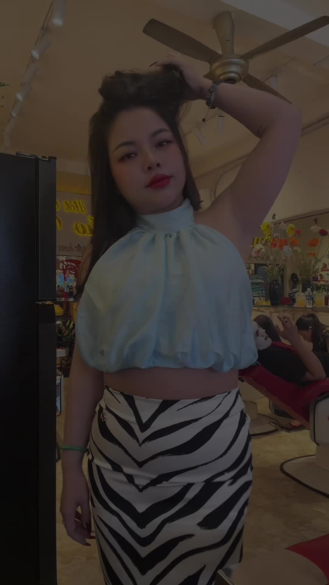 @HỚT TÓC NAM THẢO NGUYÊN Q4