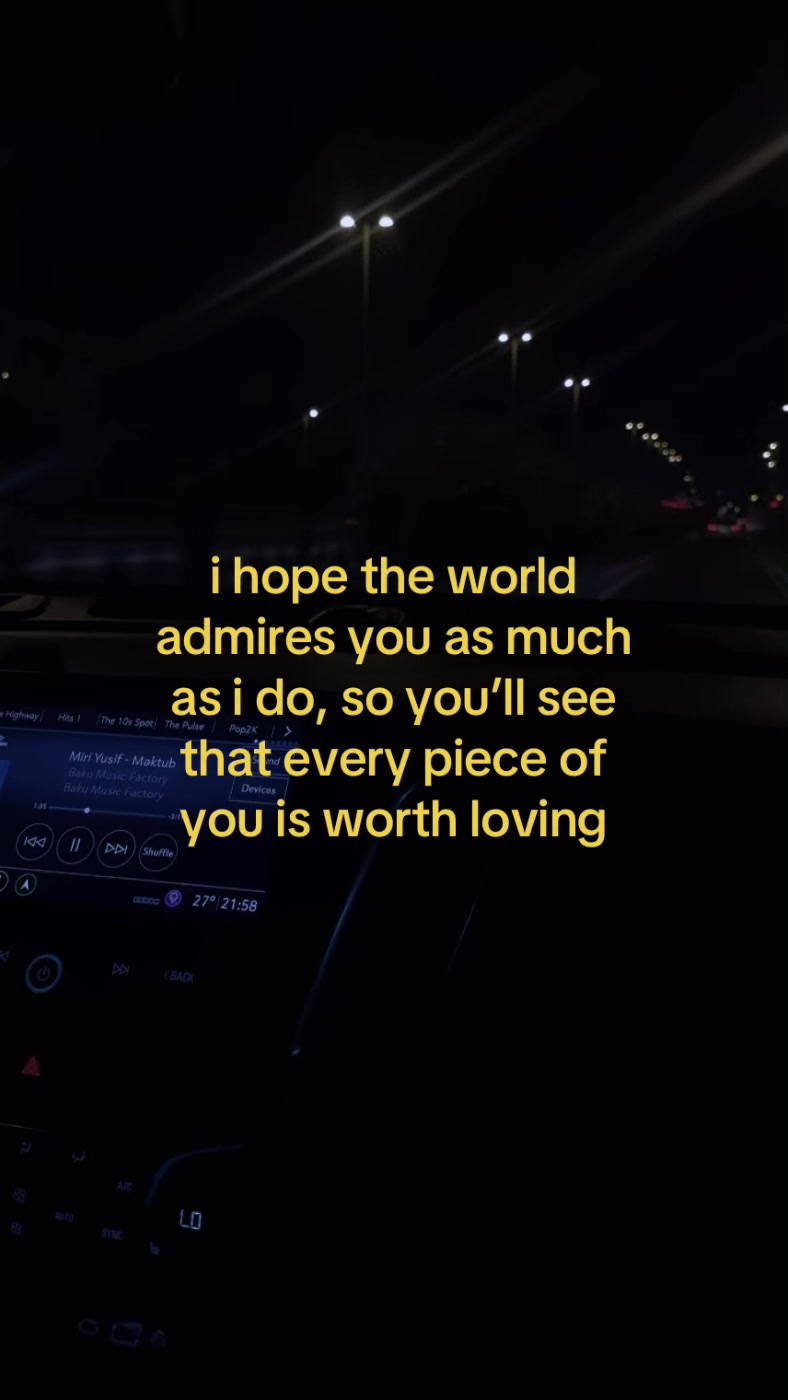 @𝓙.