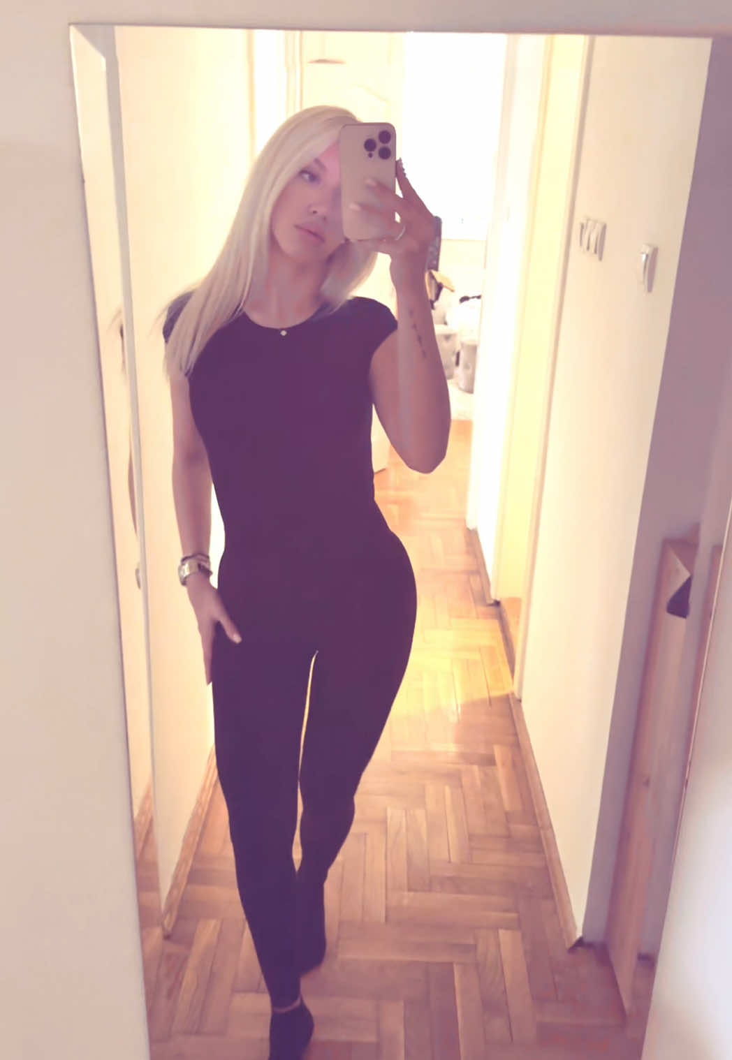 @Blonde Lena 🌟