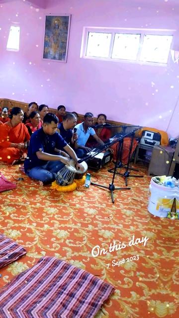 @भक्तलाल श्रेष्ठ