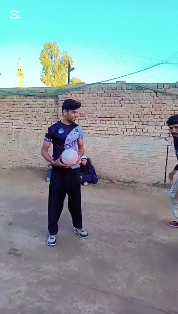 @꧁༺ذِيْشٰانْ ༻꧂