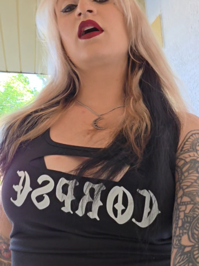 @Lilith 😈🖤
