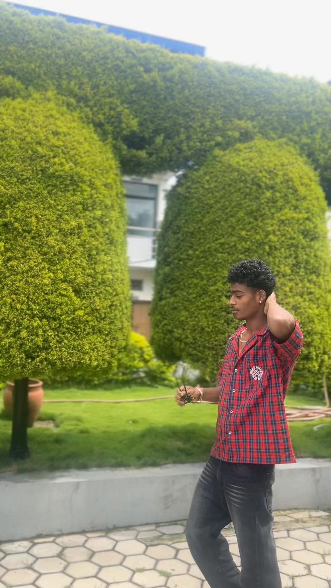 @HAPPY BOY