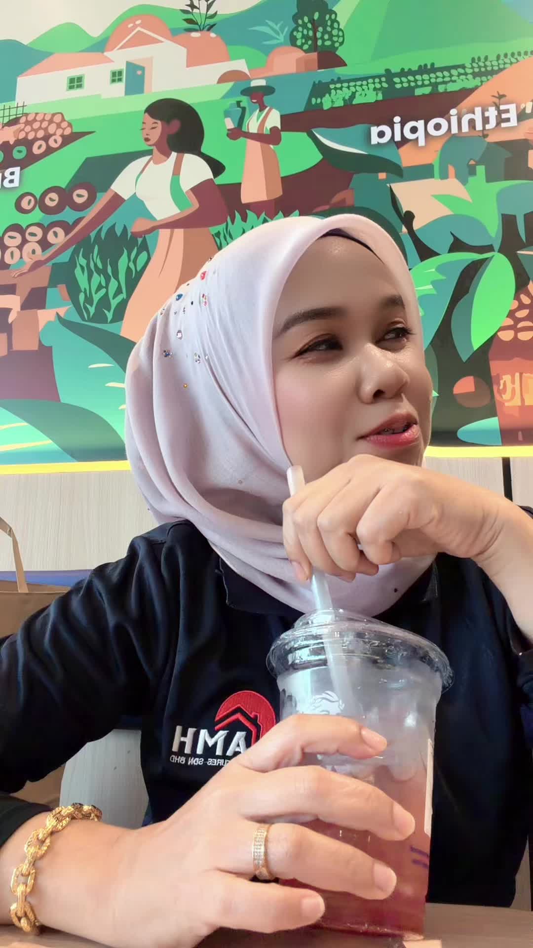 @Linn Aisya