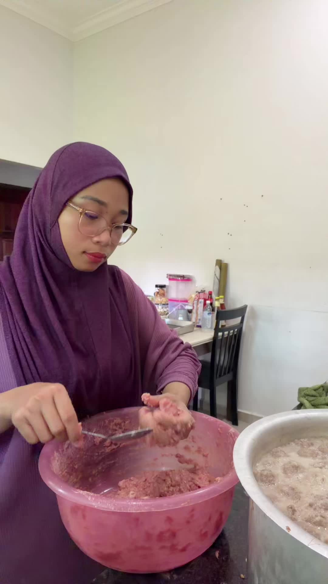 @Auni Tapakkuda