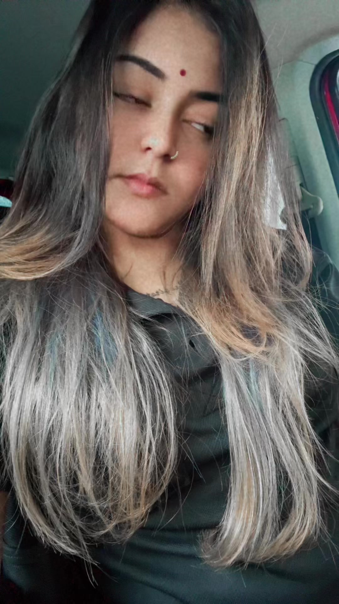 @Rathi🐣🖤