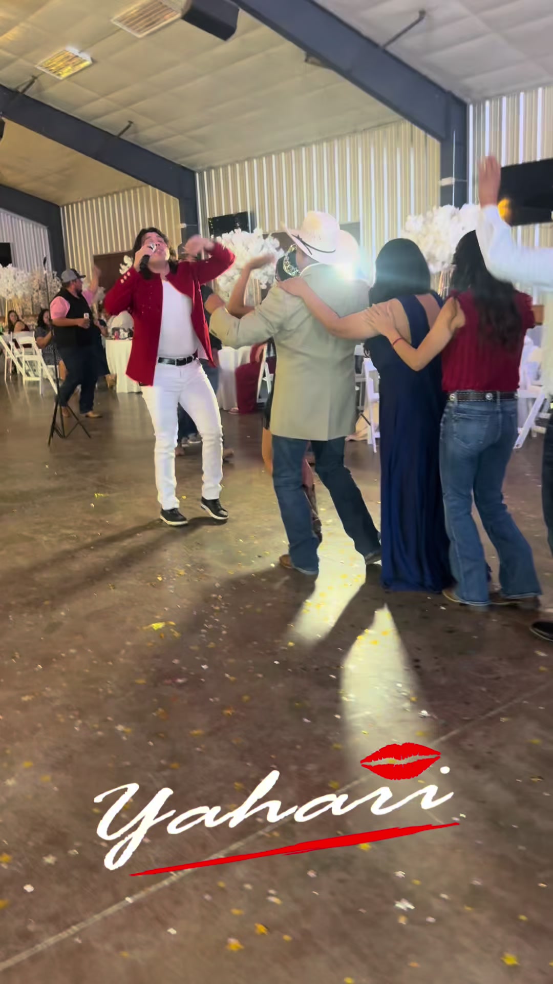 @Grupo Yahari