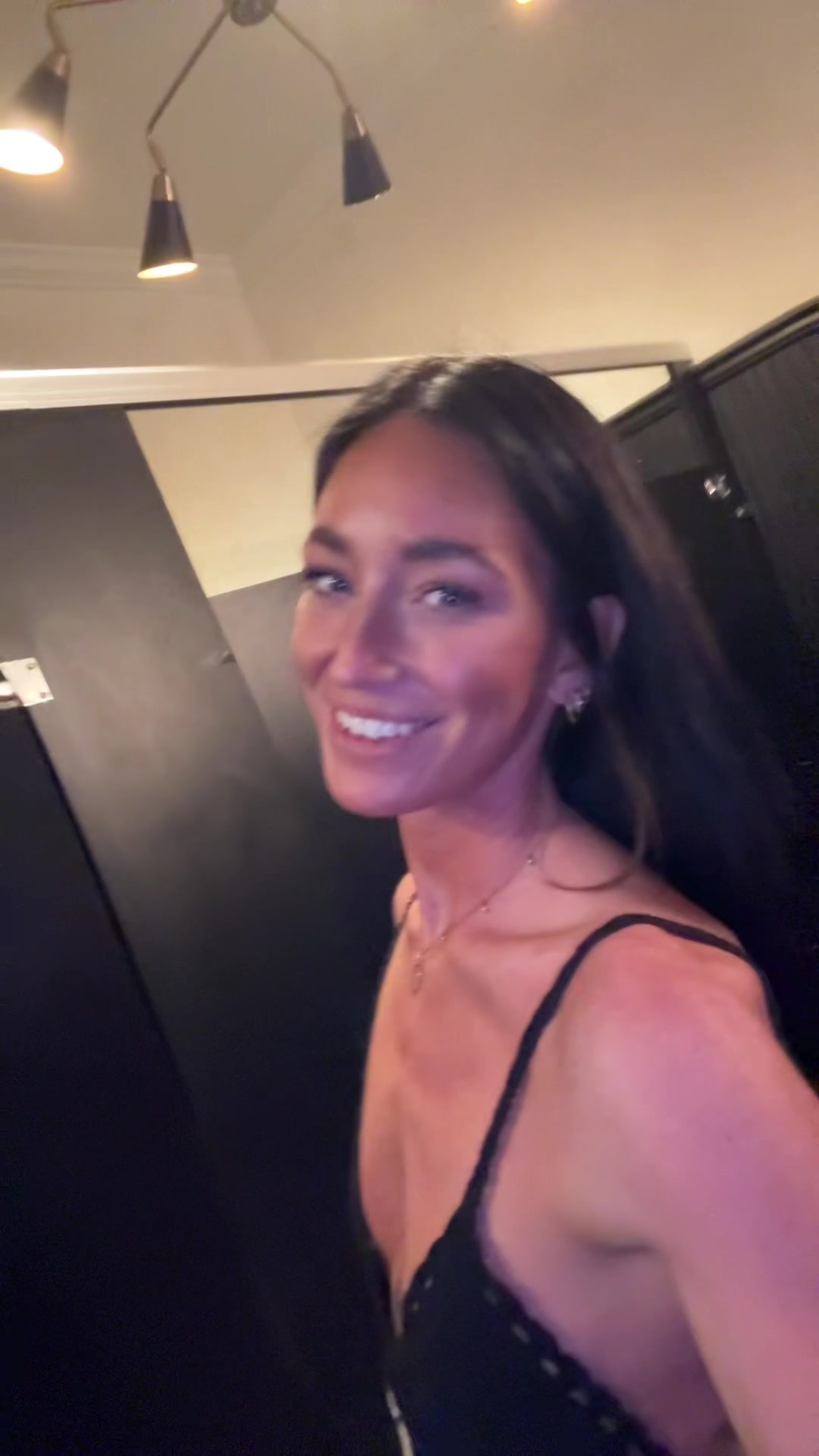 @isabella