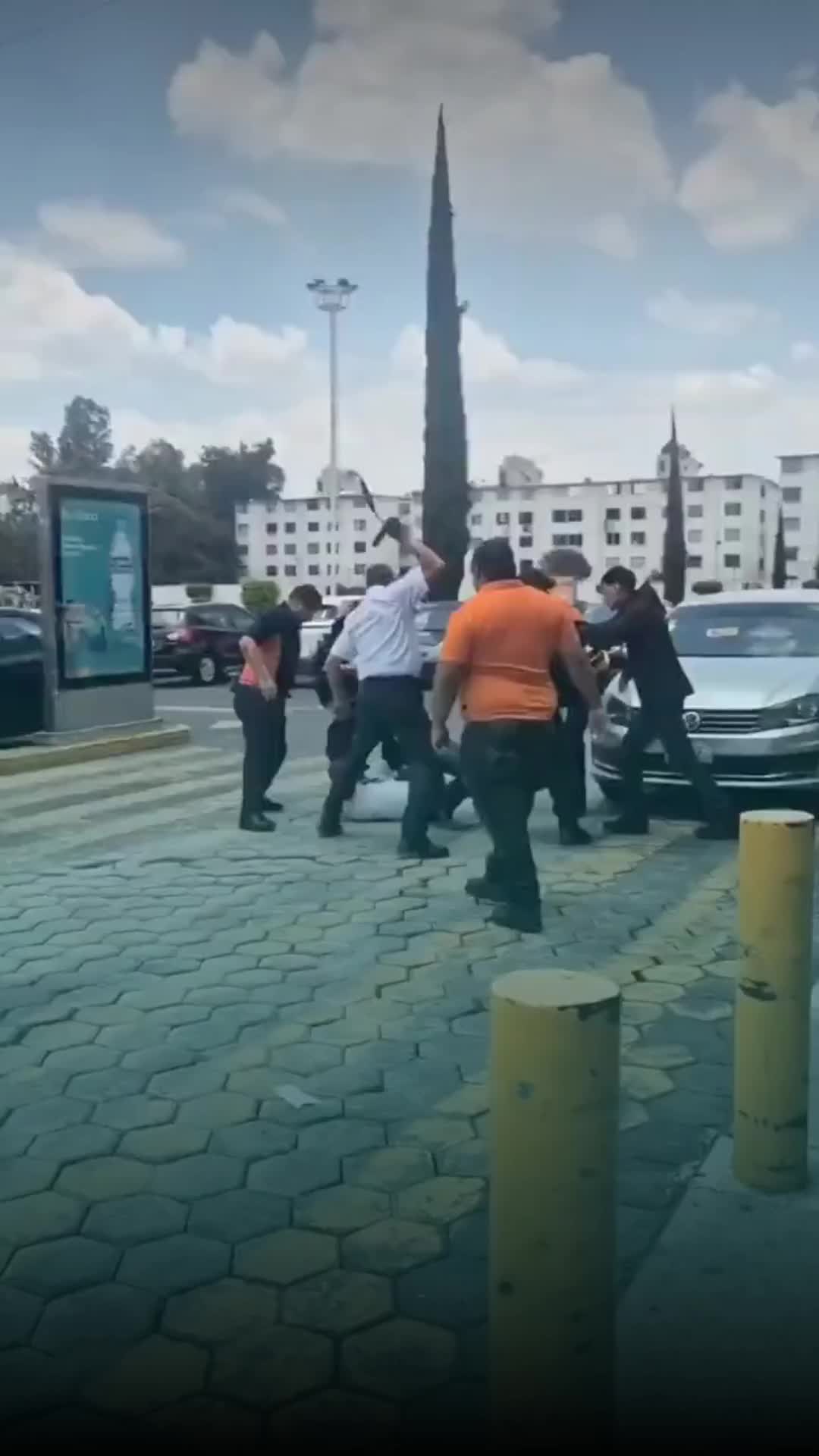@Entre l&iacute;neas
