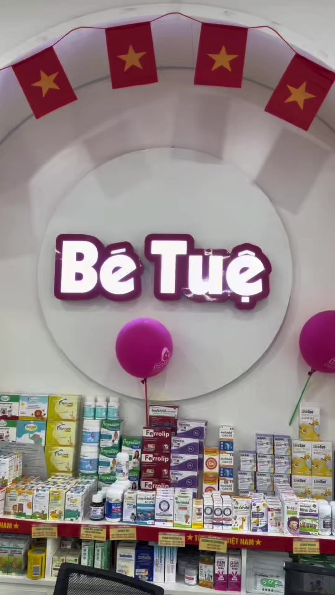 @Shop B&eacute; Tuệ