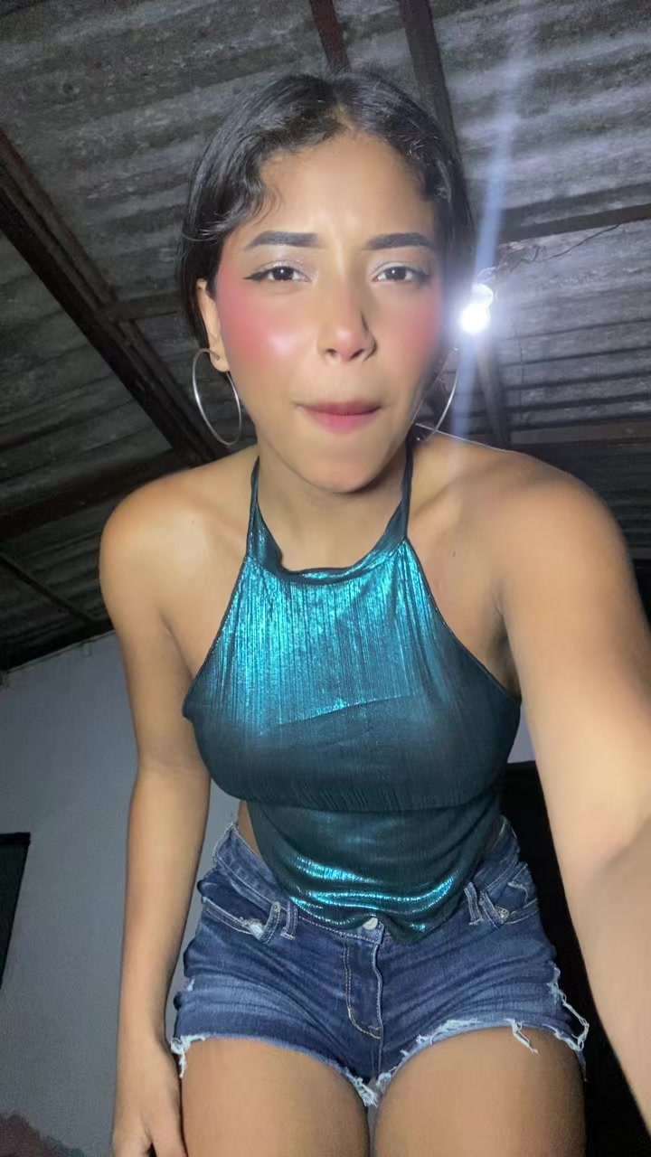 @Meri🔥