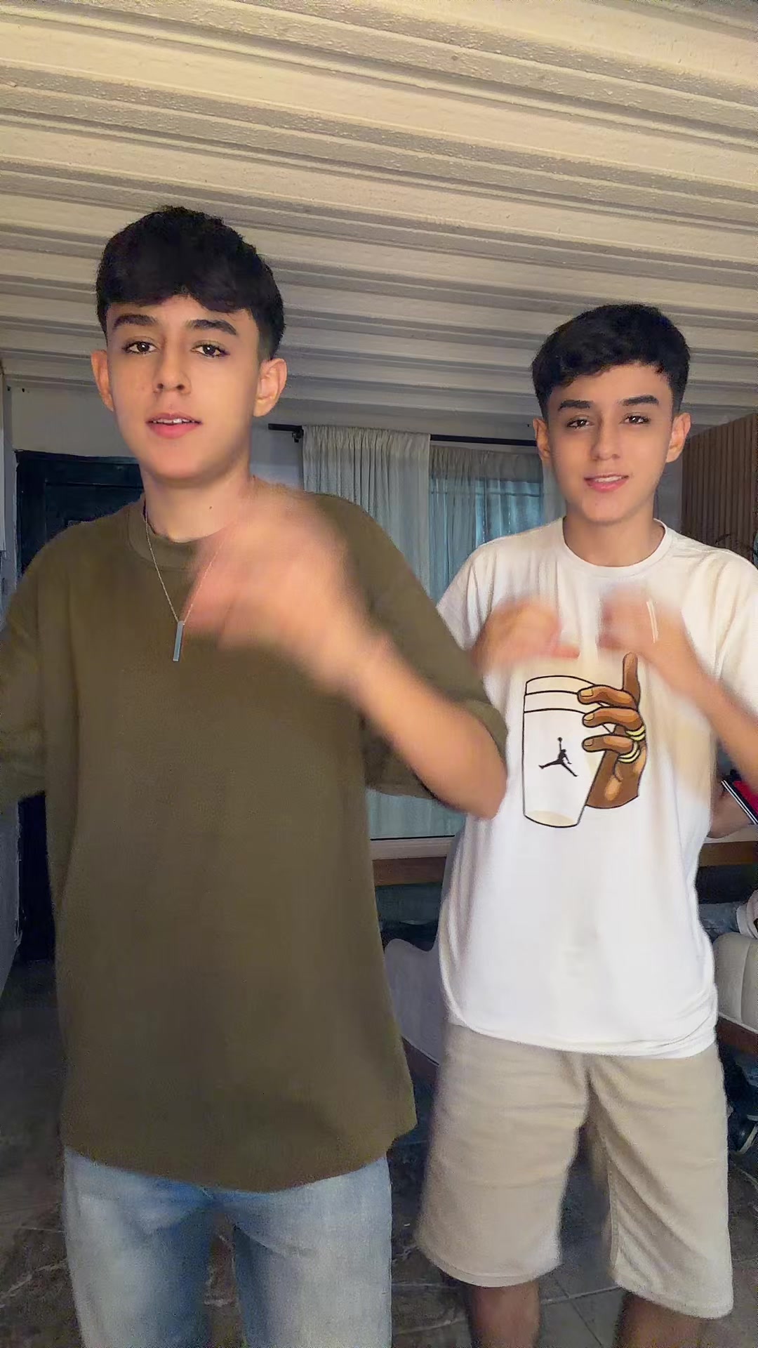 @Juanjo🔥