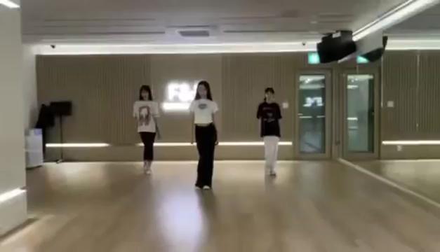 @KpopEdits