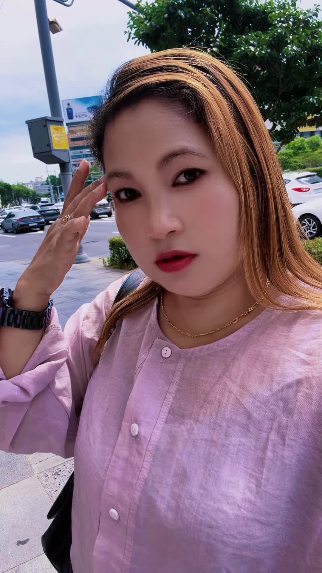 @Meenu Waiba8121