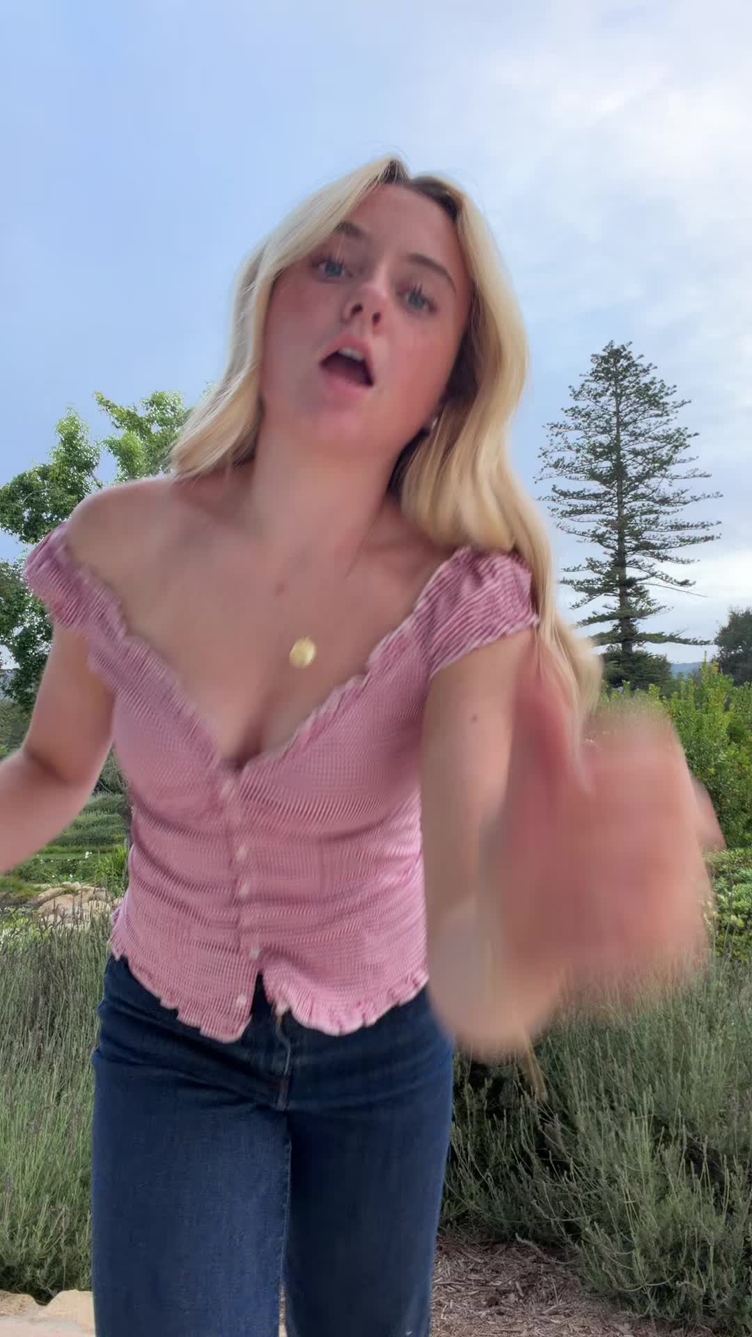 @Juj