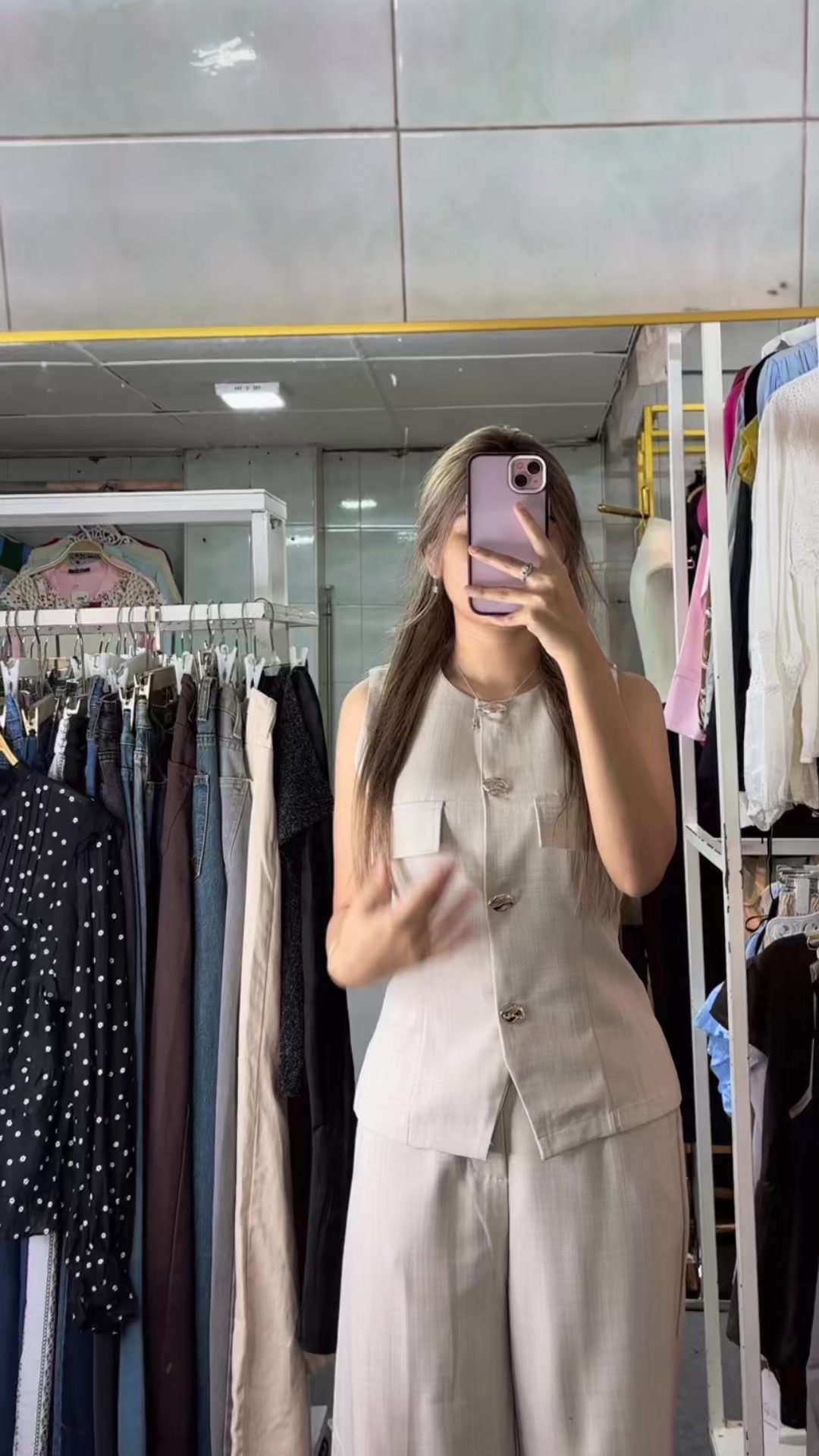 @May Fashion House