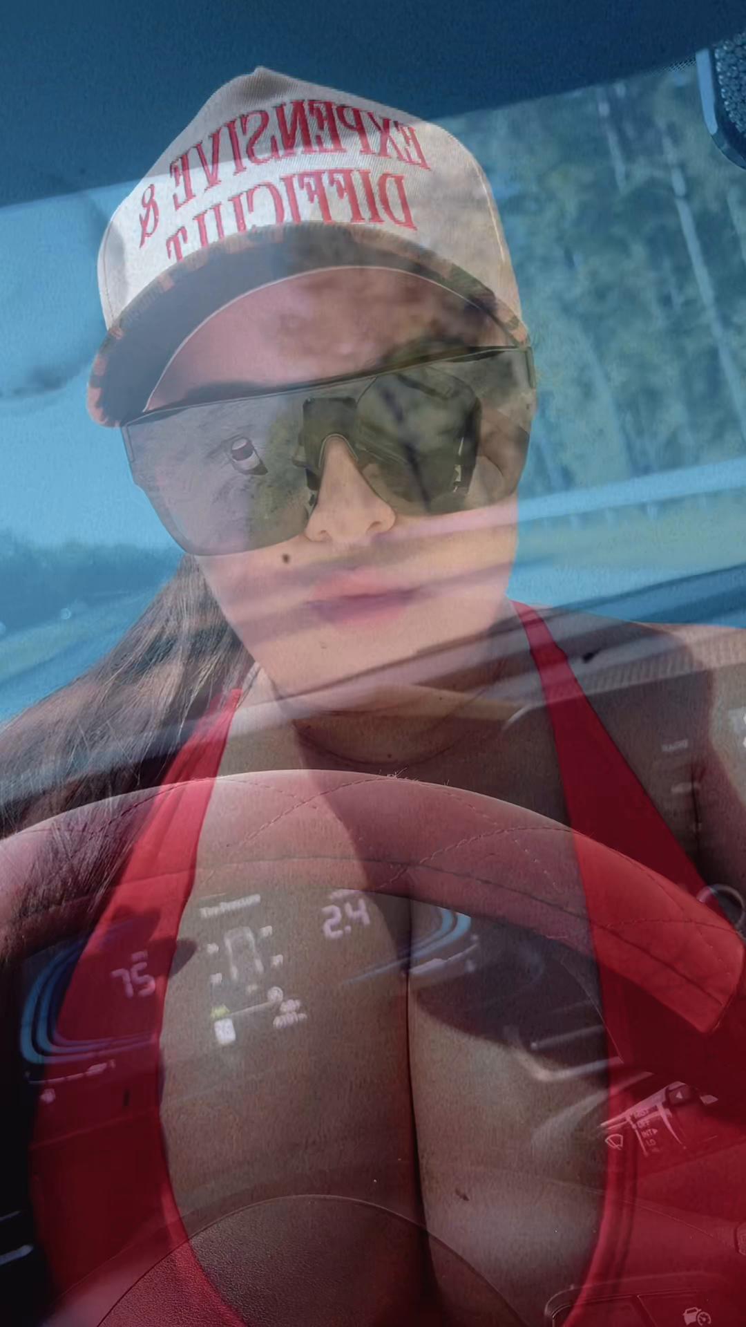 @B🖤