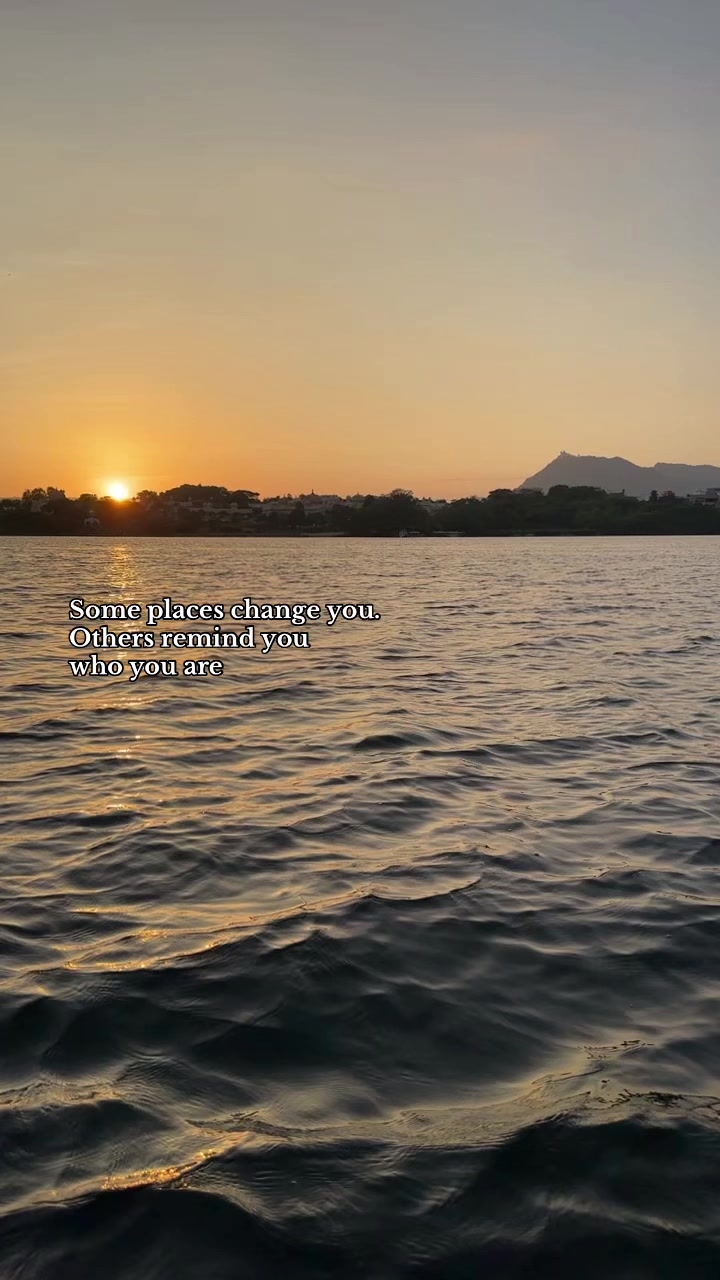 @FatimaTravels