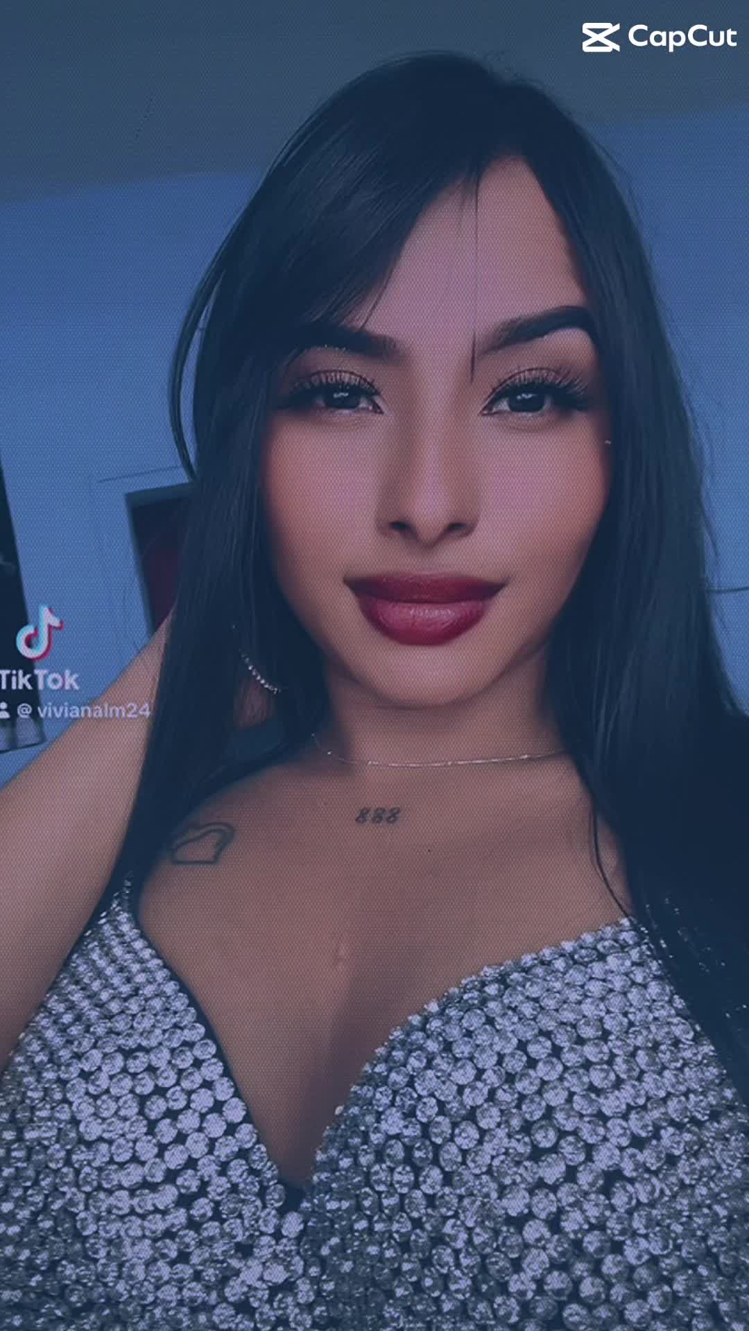 @Viviana