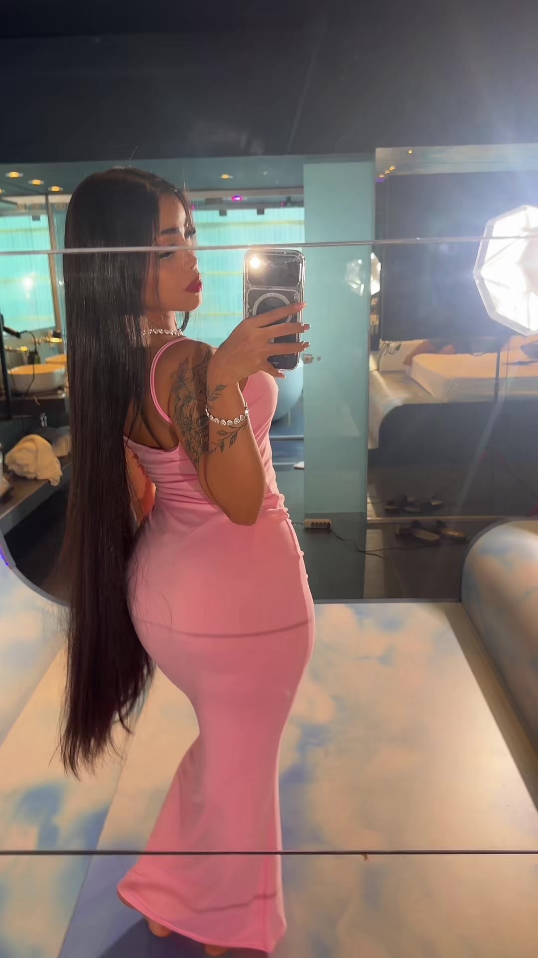 @indiaazinha083