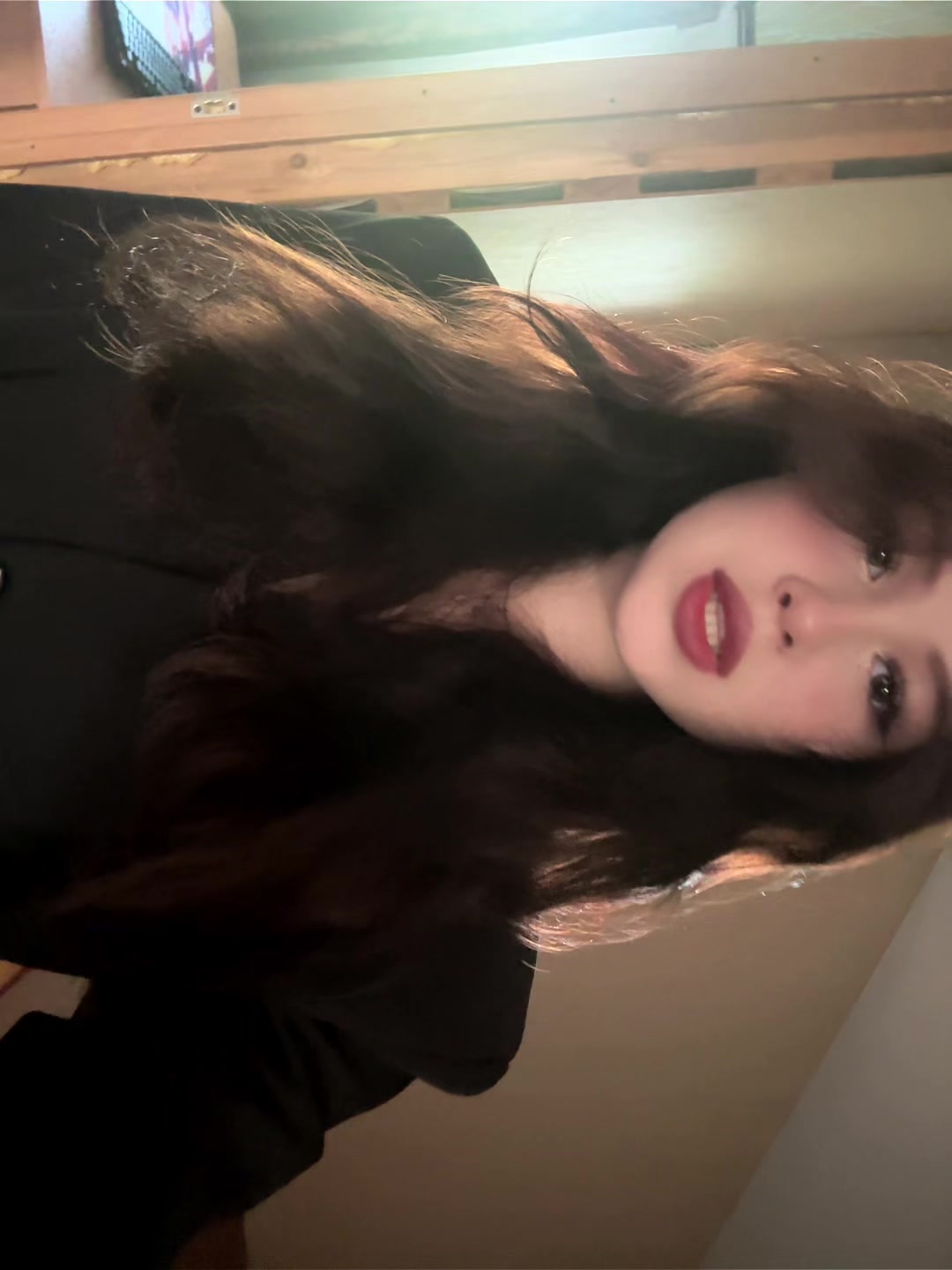@scarlet_rose