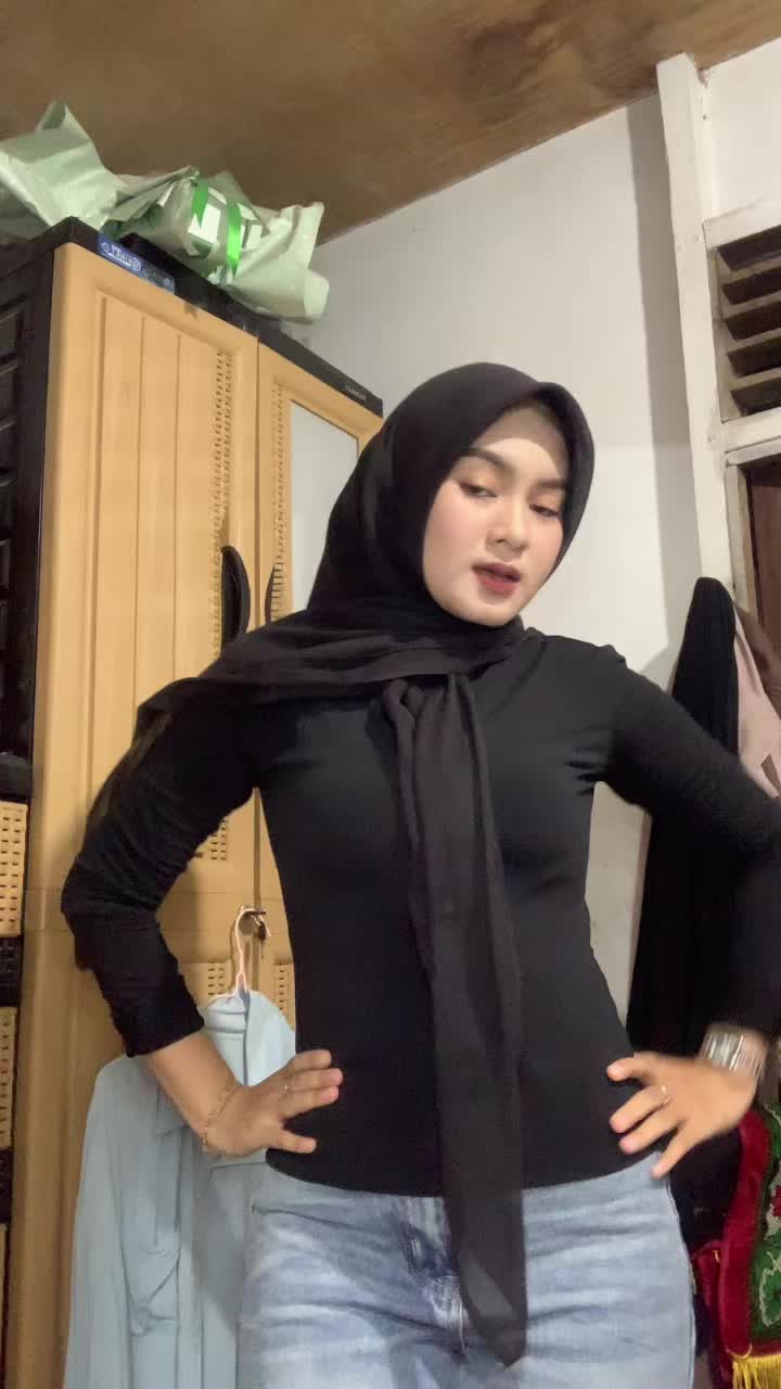 @adelll