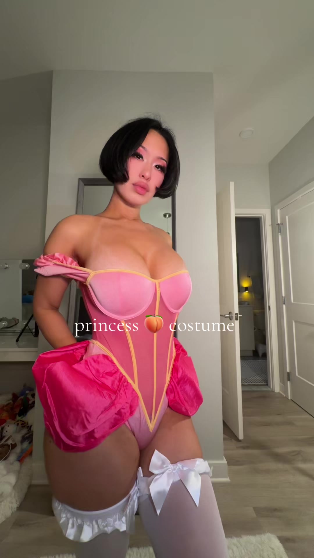 @Pheena (women's page)