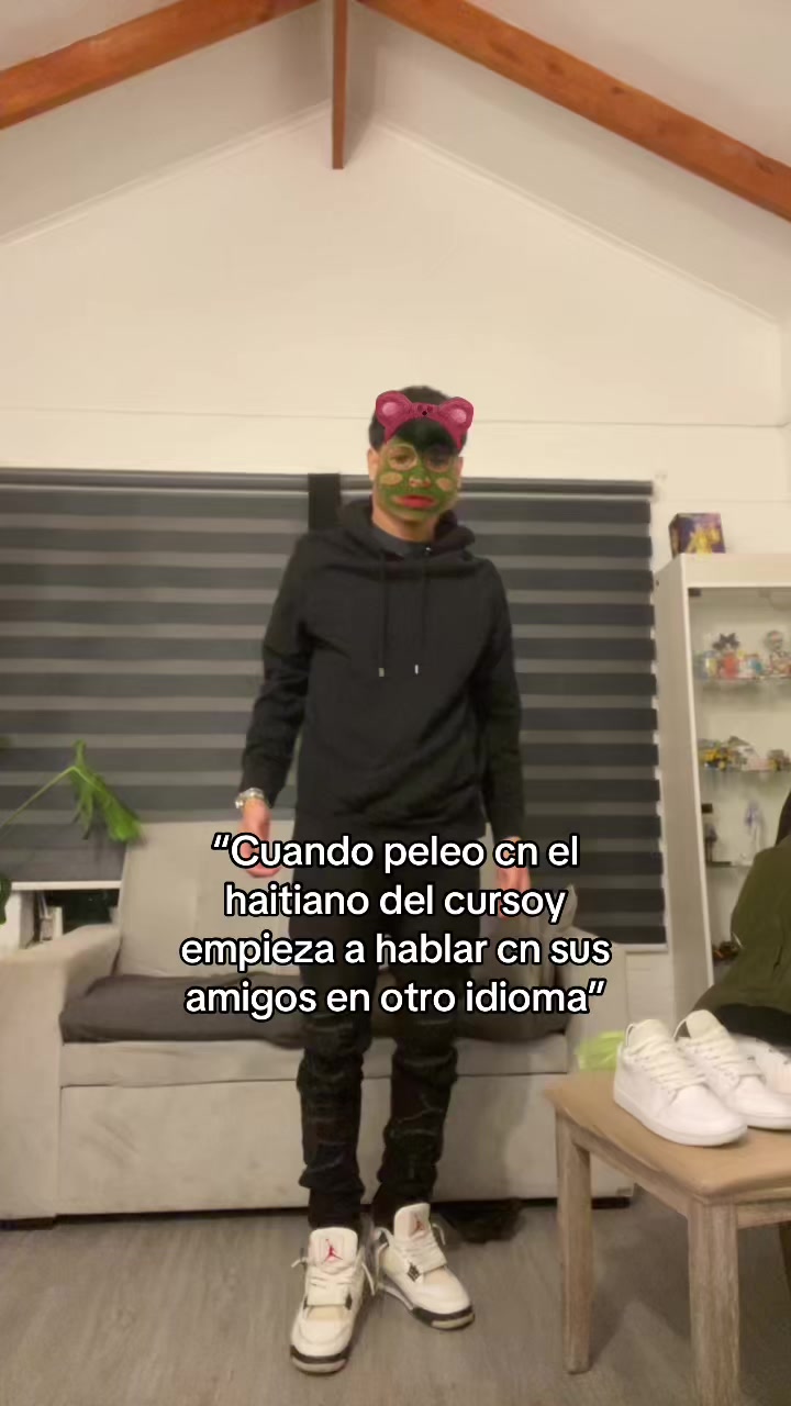 @🕷️