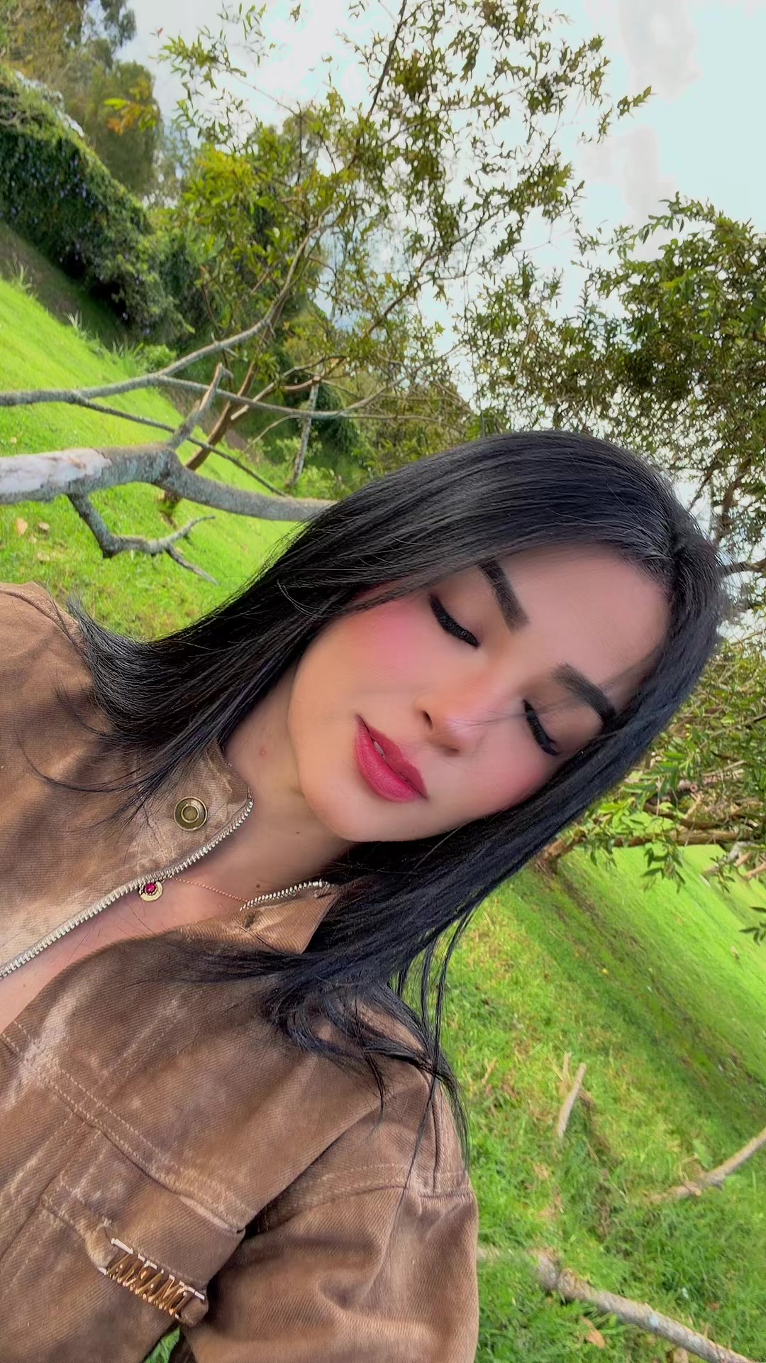 @mialasan