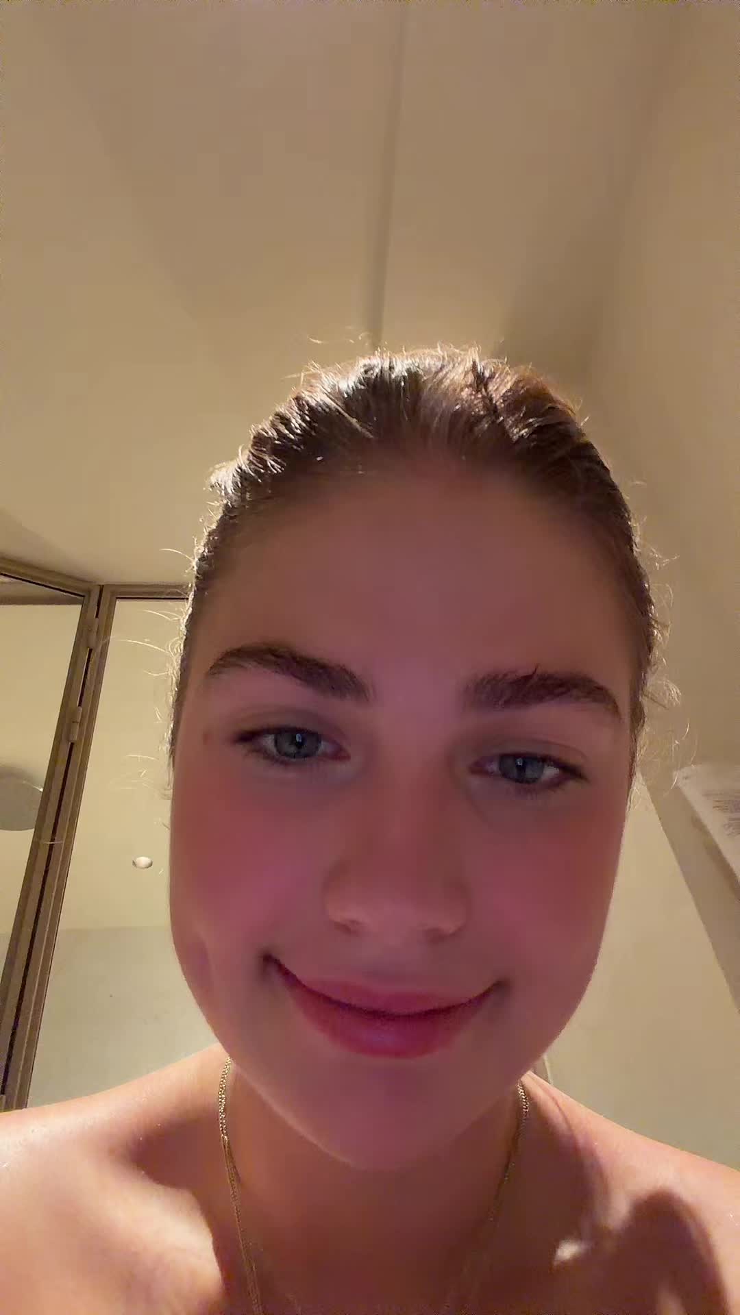 @Roxy Dekker