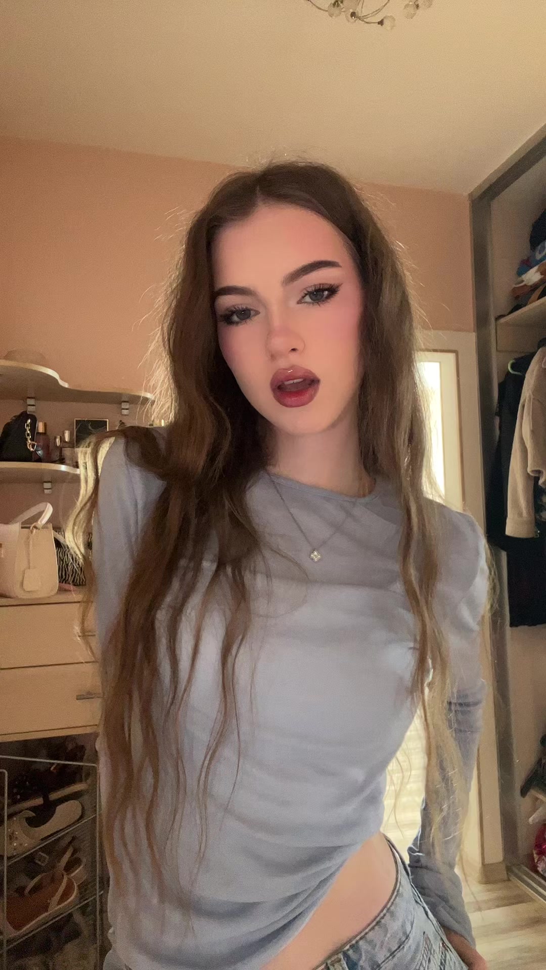 @꧁𝔸𝕃𝕀𝕊𝔸꧂